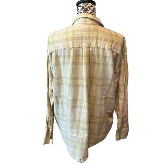 Levi’s Ladies Relaxed Fit Button Up lightweight Flannel Check Plaid Shirt sz L - Picture 2 of 11